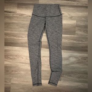 Lululemon yoga pants